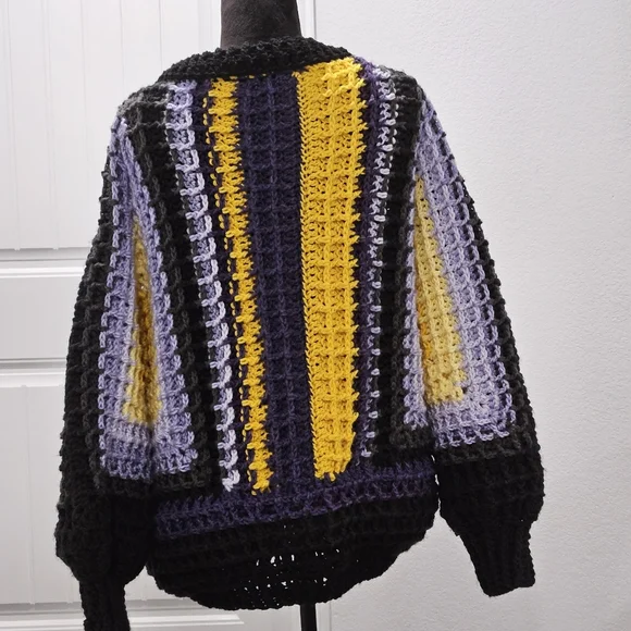 Artisanal Elegance: Handcrafted Crocheted Cardigan by Sela the Yarnweaver - Picture 3 of 5